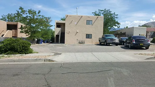 13105 Fruit Ave NE Photo 1