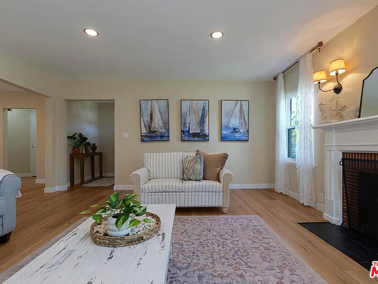 4147 Marcasel Ave — Photo 13