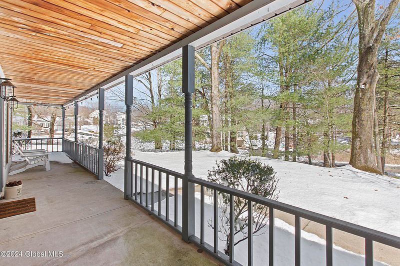 4th image of 96 Boyack Road