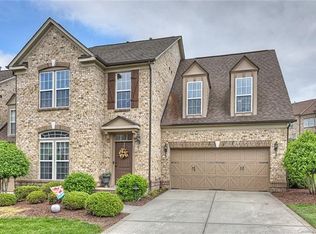 2261 Donnington Ln NW, Concord, NC 28027