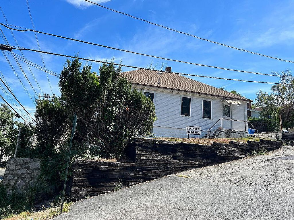 1440 Plainfield Pike FLOOR 1, Cranston, RI 02920 Zillow