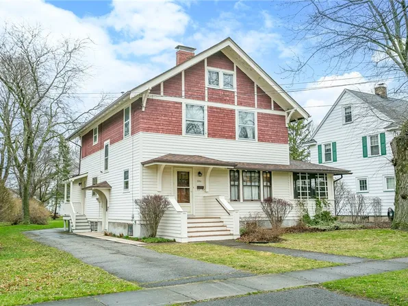 3211 Crescent Pkwy, Caledonia, NY 14423