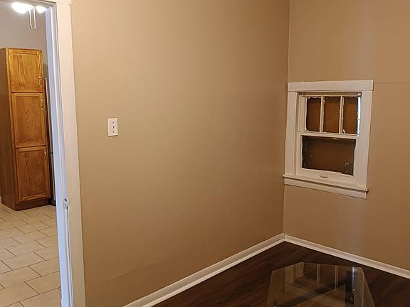 4th image of 9624 S Avenue M #1