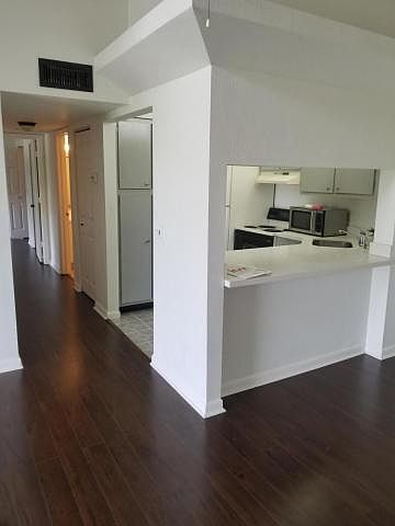 1st image of 1100 Green Pine Blvd