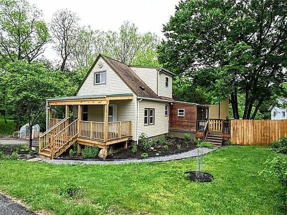 2nd image of 11 Sands Ave