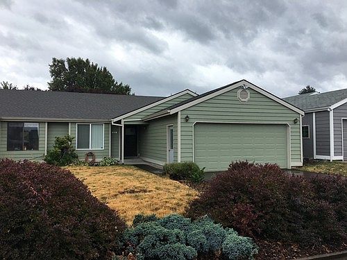 1st image of 825 Sieverkropp Dr