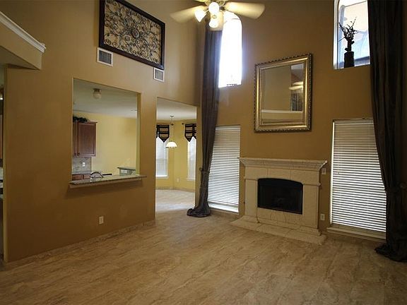 5th image of 5210 Laura Lee Ln