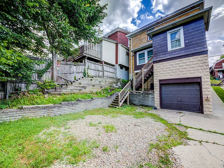 1121 Bellaire Ave — Photo 8