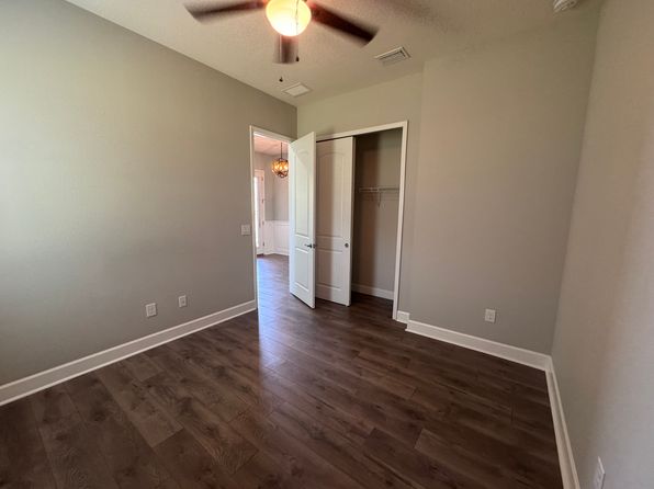 7861 Marsh Pointe Dr