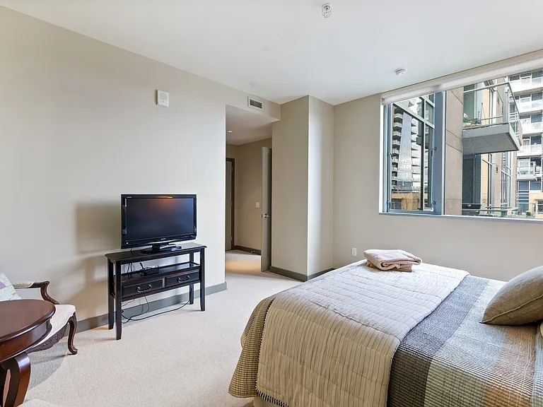 841 S Gaines St #305 — Photo 23