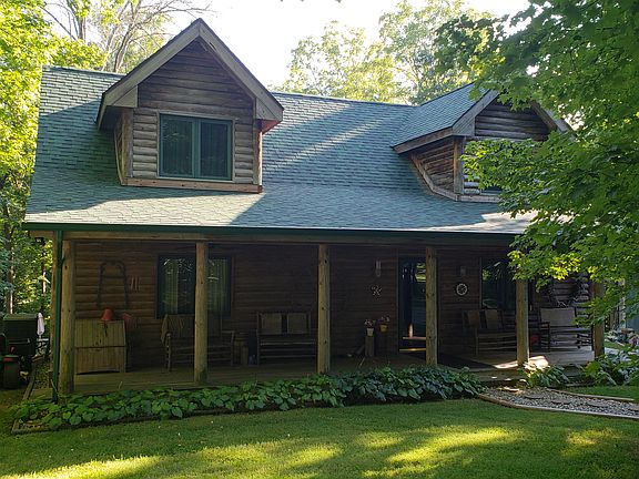 front of home from yard