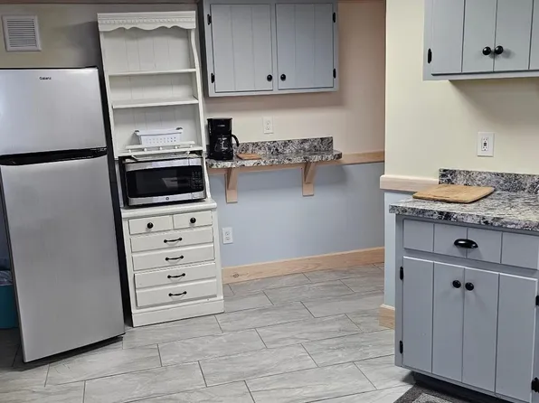 457 Locust St #0, Fall River, MA 02720