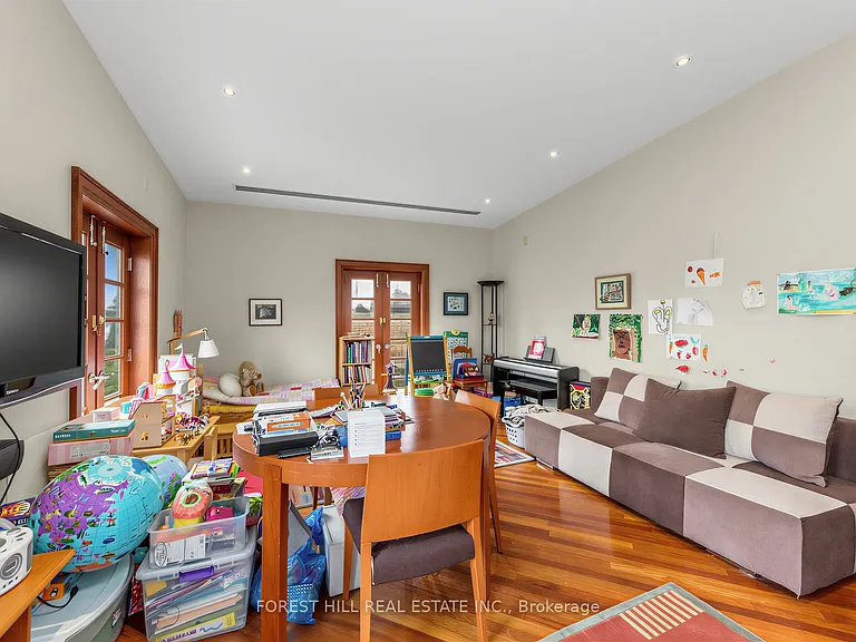 40 Hazelton Ave #Penthouse 10 — Photo 10