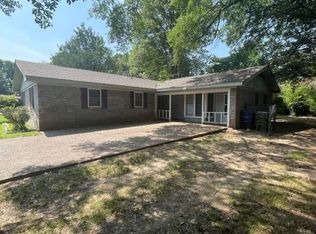 1804 Clara Dr, Conway, AR 72034