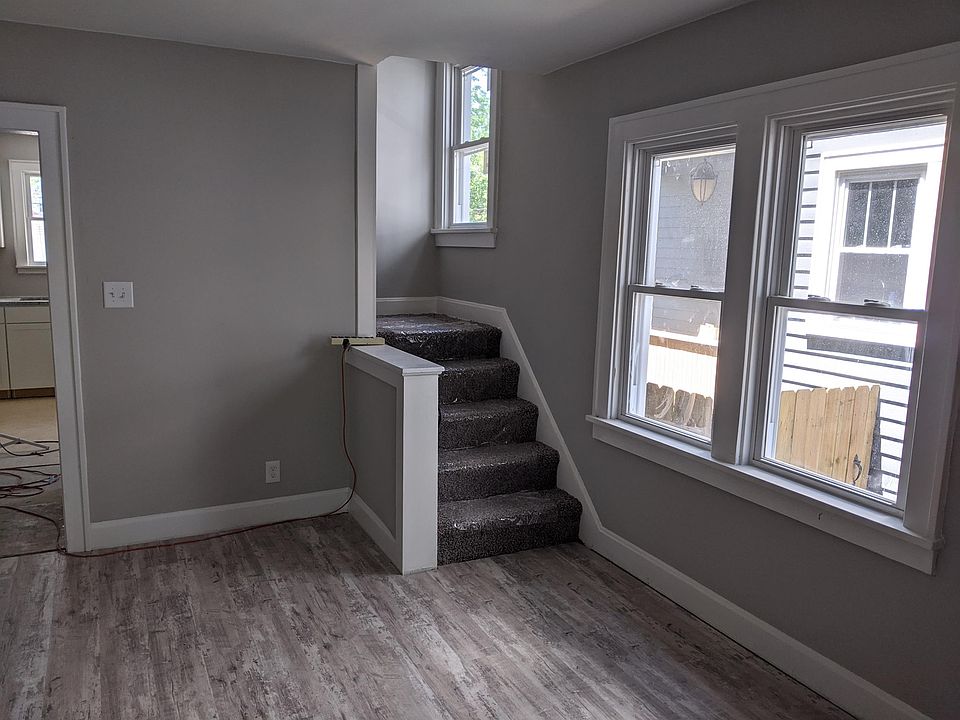 2nd image of 1151 S Ohio Ave #1151