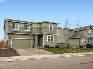 862 Bear Creek Dr, Molalla, OR 97038