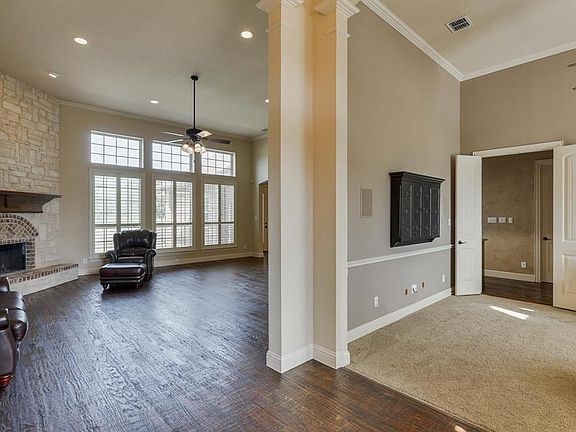 4th image of 1409 Wells Cir