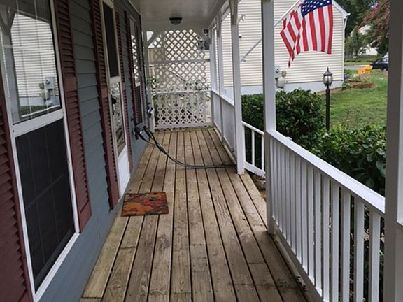 2nd image of 13823 Rockford Ct