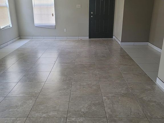 2nd image of 3212 Blackburn Dr