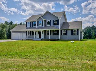 74 Rundlett Hill Rd, Bedford, NH 03110