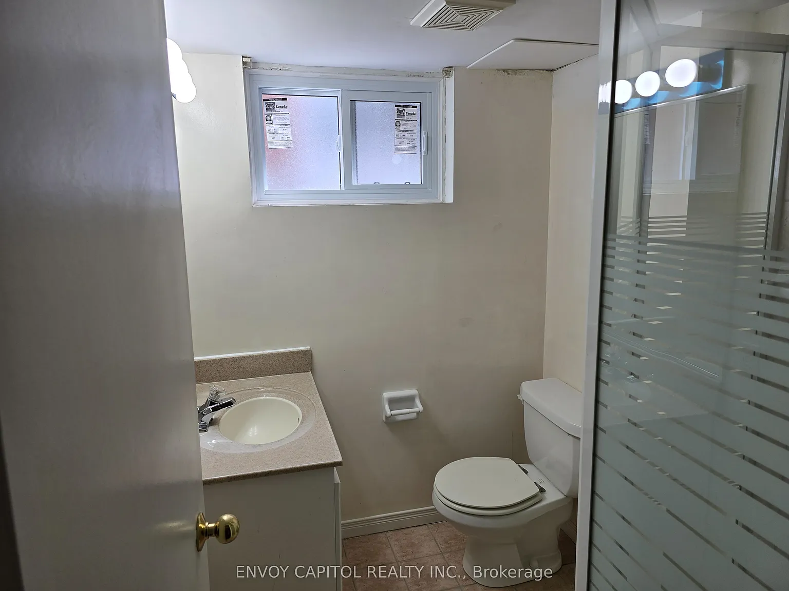 Studio, $1,200 — Photo 4
