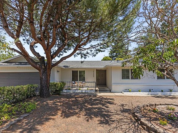 2nd image of 18455 Arnold Drive