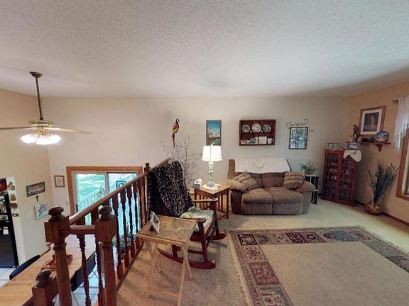 5th image of 4790 Mayelin Ave NE