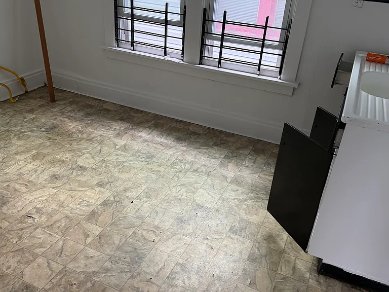 844 Northland Ave — Photo 6
