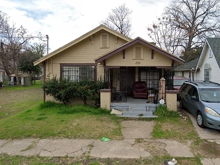 3710 Guaranty St — Photo 1