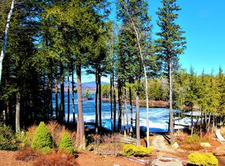 90 Shea St, Wilton, ME 04294