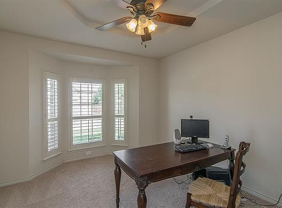 4th image of 2706 Old Stables Dr
