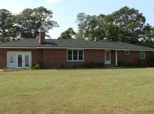 1950 Hollycove Rd, Hayes, VA 23072
