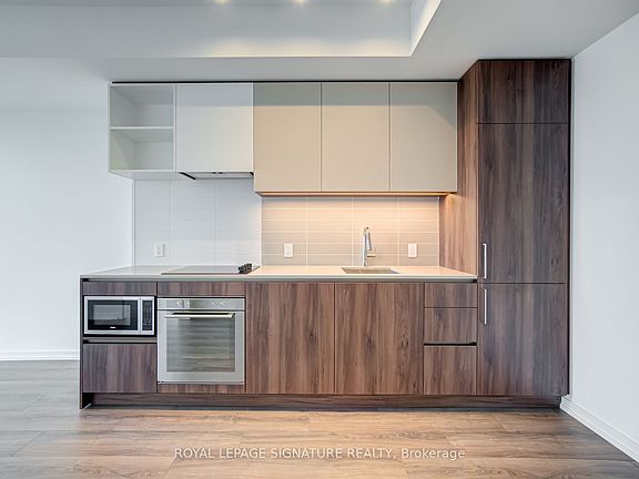 5th image of 1000 Portage Pkwy #4715