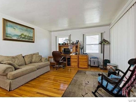2nd image of 6256 Bell St