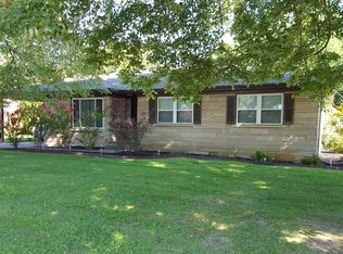 136 Circle Dr, Berea, KY 40403