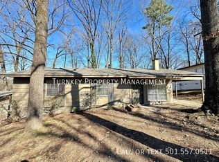 19 Windsor Dr, Little Rock, AR 72209