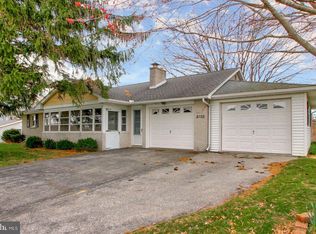 2105 Stoverstown Rd, Spring Grove, PA 17362