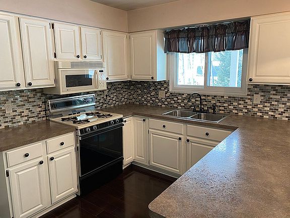 4th image of 3786 Hartland Hills Dr