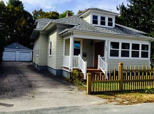 226 Pulaski St, Coventry, RI 02816