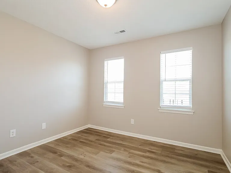 2909 Dairywood Ln — Photo 16