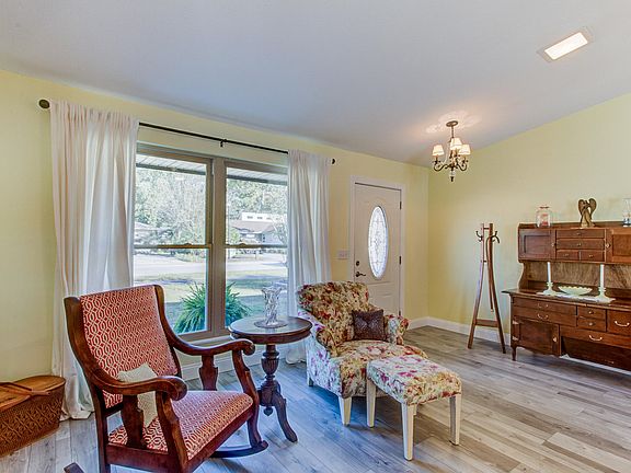 2nd image of 9728 VICEROY Drive E
