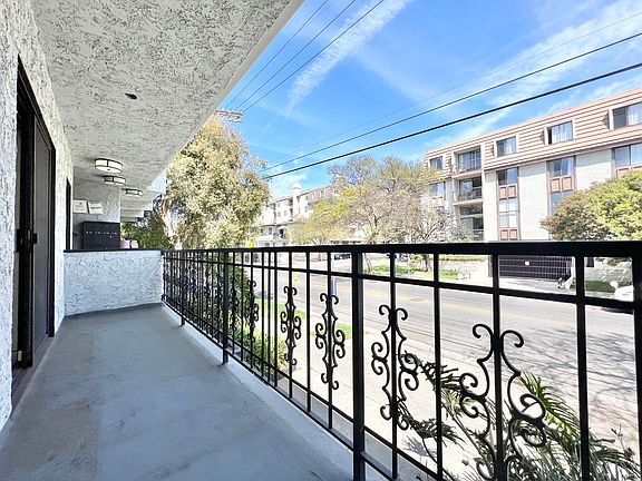 2nd image of 1107 S Barrington Ave #8