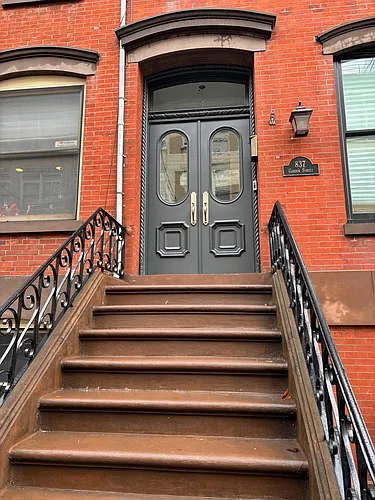 837 Garden St #1 Photo 1