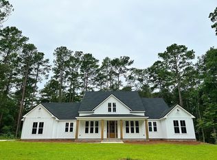 8100 Hugh Ln, Tallahassee, FL 32309