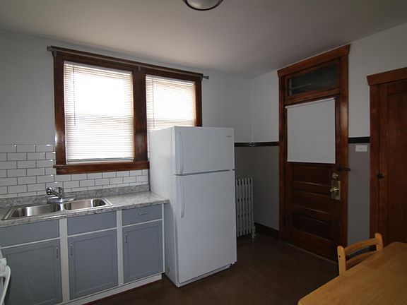 5th image of 3311 N Lockwood Ave #2