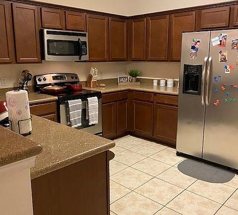 3rd image of 4990 Key Lime Dr Unit 202