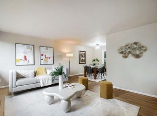 58 157th Ave SE, Bellevue, WA 98008