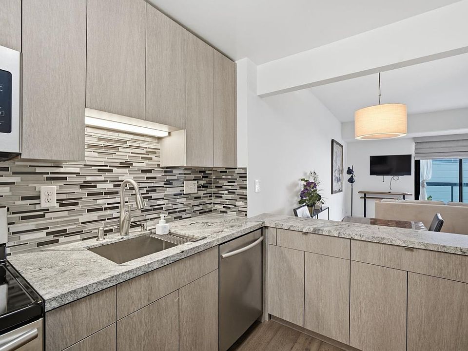 1st image of 1 Daniel Burnham Ct APT 307