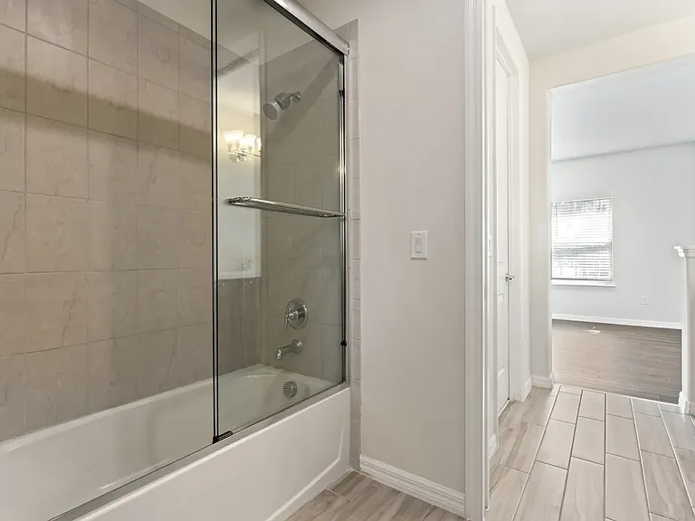 10408 Scarlet Chase Dr — Photo 12