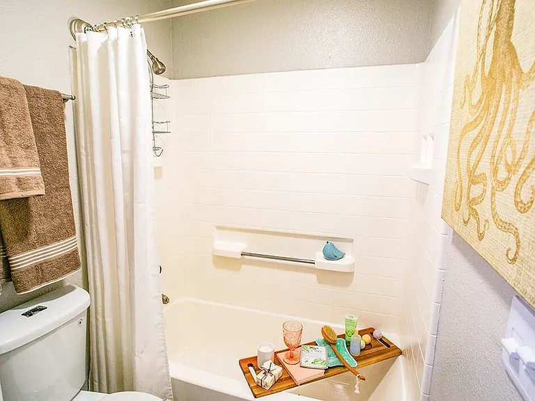St. Lucia Apartment Homes — Photo 7